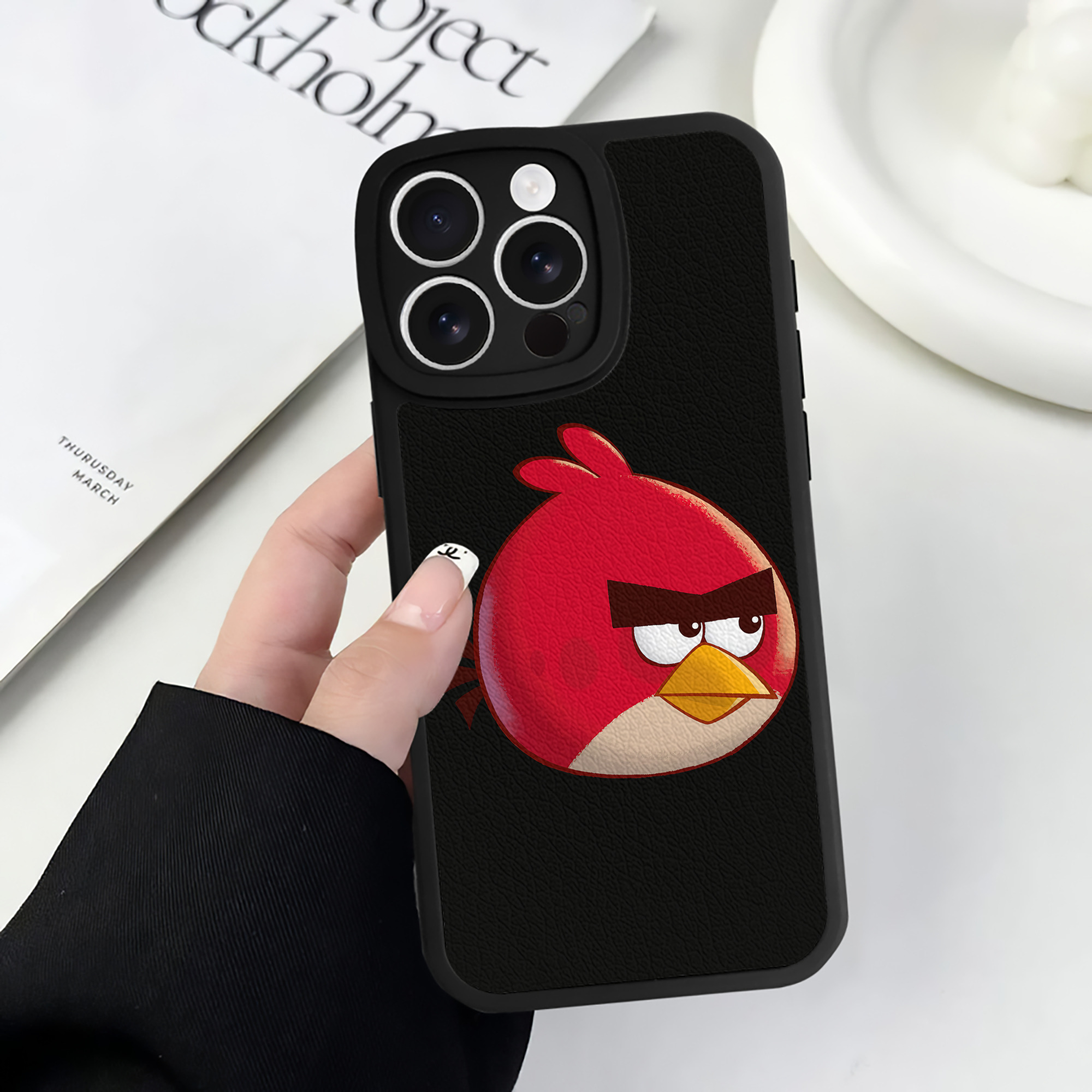 （画像用） Angry Birds アングリーバード 【iPhone 16シリーズ対応】シリコンスマホケース（レザー調） 材質：シリコン